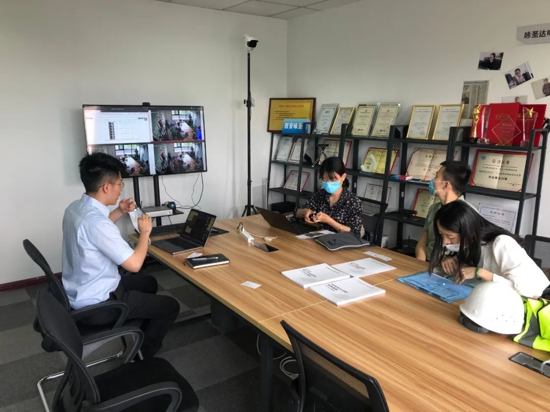 我司ceo高圣哲现场演示产品